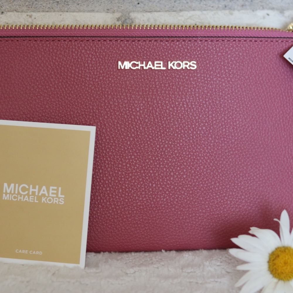 Pink Michael Kors clutch